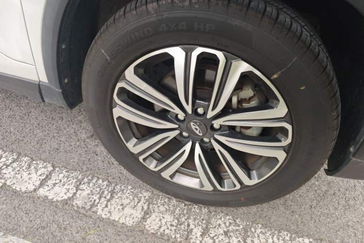 Used Chery Tiggo 8 2020 Revised Version 290TGDI Automatic Luxury Edition Right Front Wheel Hub