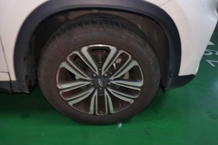 Used Chery Tiggo 8 2020 290TGDI Automatic Luxury Edition Right Front Wheel Hub