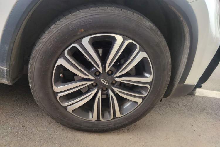Used Chery Tiggo 8 2020 290TGDI Automatic Luxury Edition Right Front Wheel Hub