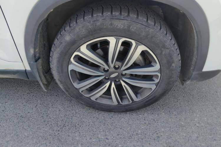 Used Chery Tiggo 8 2020 Facelifted Version 290TGDI Automatic Elite Edition Right Front Wheel Hub
