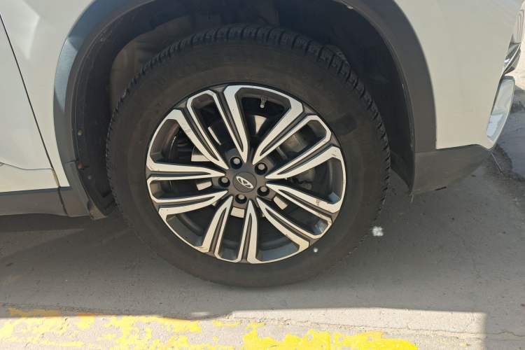 Used Chery Tiggo 8 2020 Facelifted Version 290TGDI Automatic Elite Edition Right Front Wheel Hub