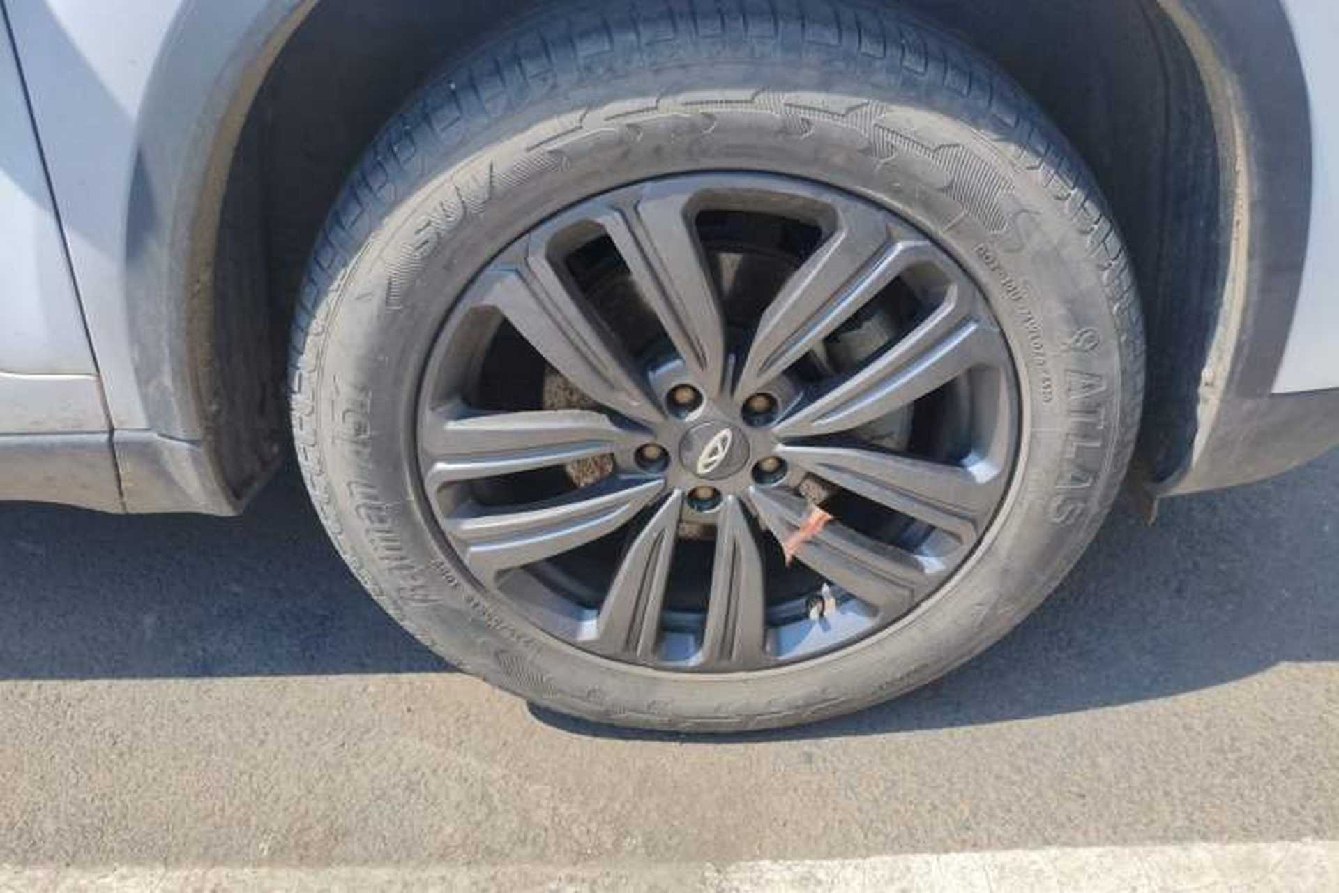 Used Chery Tiggo 8 2020 1.5 TCI Manual Special Edition 5 Seats Right Front Wheel Hub