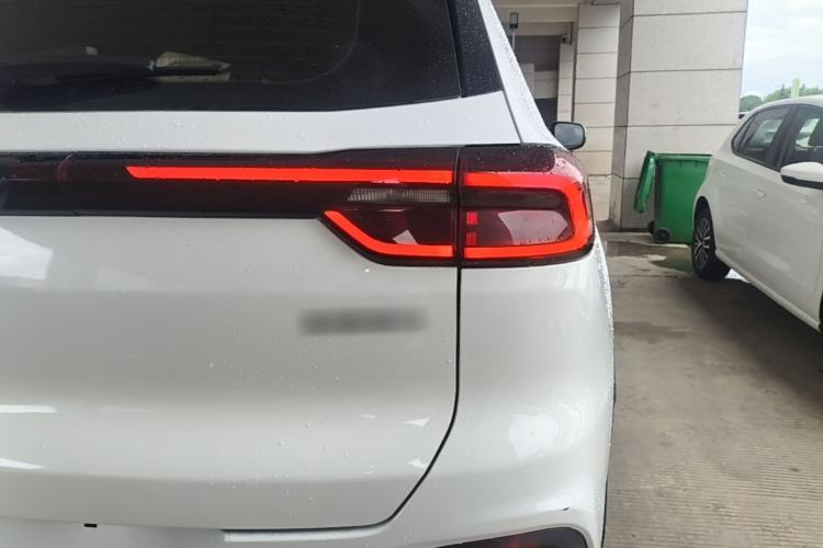 Used Chery Tiggo 8 2020 1.5 TCI Automatic Exclusive Edition 7-Seater Right Rear Taillight