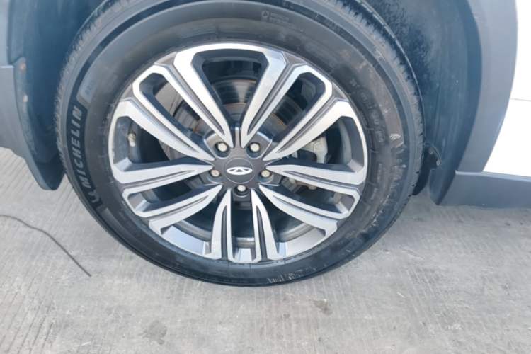 Used Chery Tiggo 8 2020 Facelifted Version 290TGDI Automatic Elite Edition Right Rear Wheel Hub