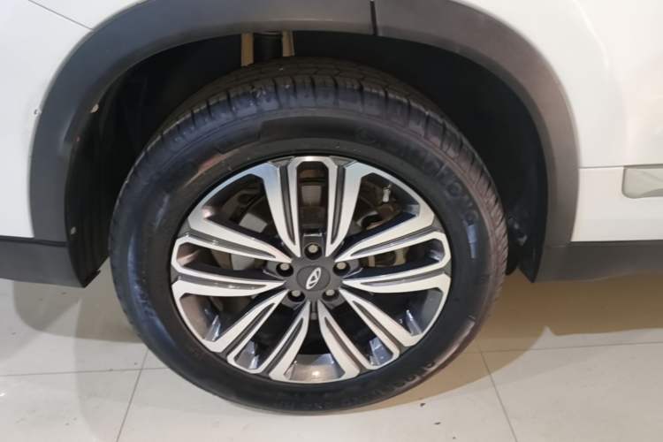 Used Chery Tiggo 8 2020 290TGDI Automatic Elite Edition Right Rear Wheel Hub