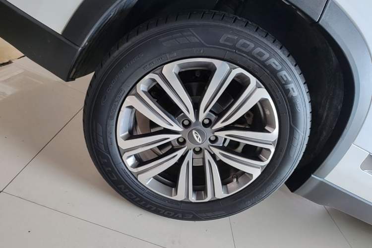 Used Chery Tiggo 8 2020 Facelifted Version 290TGDI Automatic Elite Edition Right Rear Wheel Hub