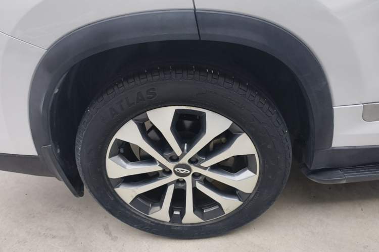 Used Chery Tiggo 8 2020 230TCI Automatic Elite Edition Right Rear Wheel Hub