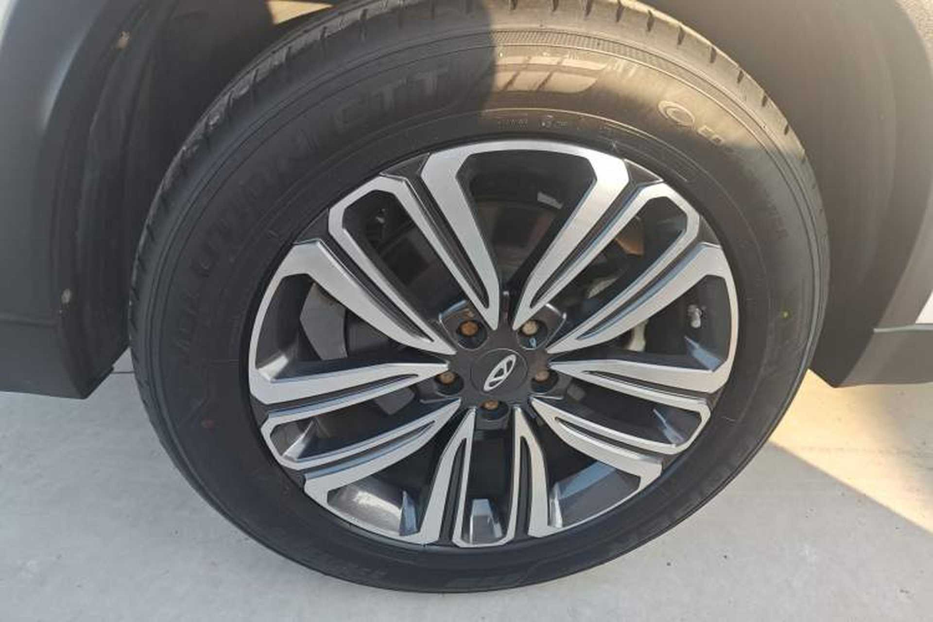 Used Chery Tiggo 8 2020 290TGDI Automatic Luxury Edition Right Rear Wheel Hub