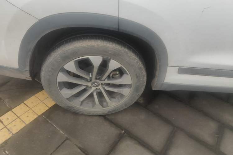 Used Chery Tiggo 8 2020 230TCI Automatic Elite Edition Right Rear Wheel Hub