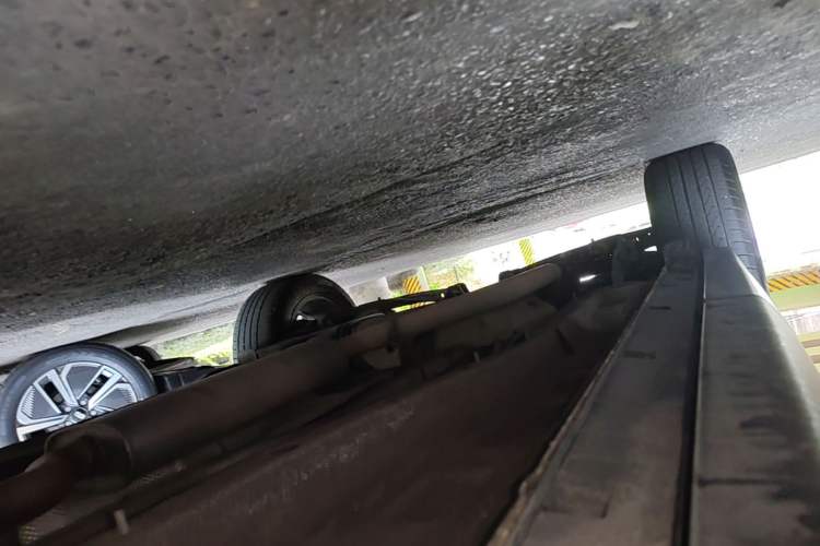 Used Chery Tiggo 8 2020 Facelifted Version 290TGDI Automatic Elite Edition Right Side Sill