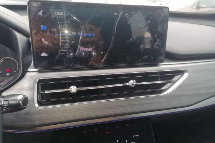 Used Chery Tiggo 8 2021 Kunpeng Edition 290TGDI Automatic Zhubfeng Version Audio And AC Panel