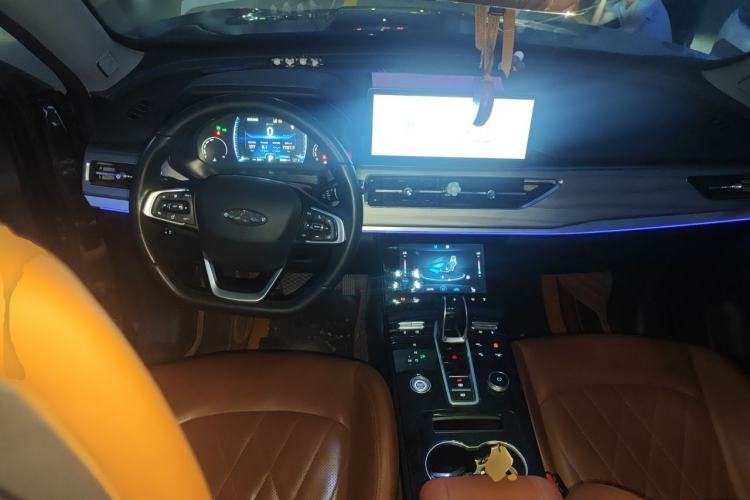 Used Chery Tiggo 8 2021 Kunpeng Edition 390TGDI Automatic Fuyao Version Center Console