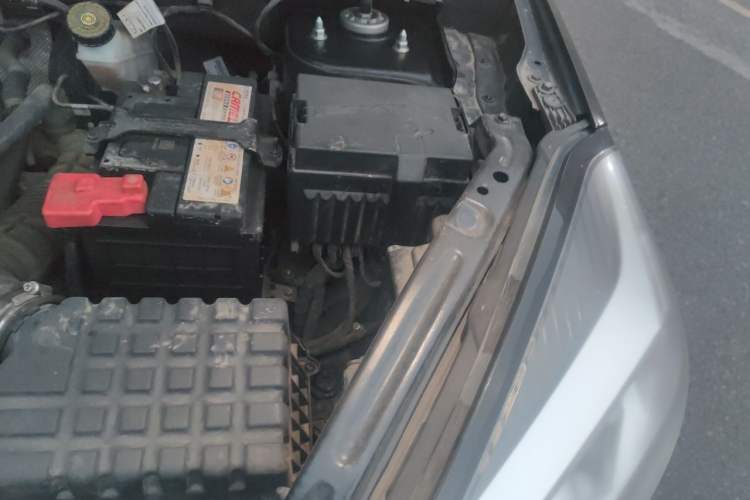 Used Chery Tiggo 8 2021 230TCI Manual Elite Edition Engine Bay Left