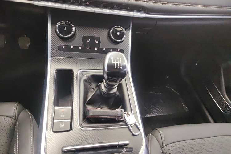 Used Chery Tiggo 8 2021 1.5 TCI Manual Siberia Edition 7-Seater Gear Lever