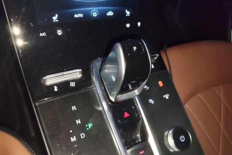 Used Chery Tiggo 8 2021 Kunpeng Edition 390TGDI Automatic Fuyao Version Gear Lever