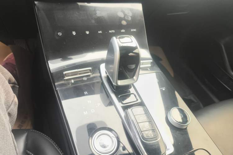 Used Chery Tiggo 8 2021 Kunpeng Edition 290TGDI Automatic Zhubfeng Version Gear Lever