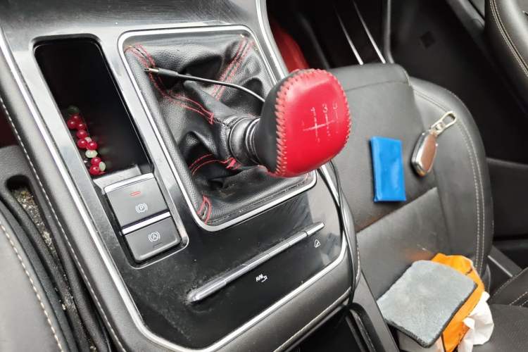 Used Chery Tiggo 8 2021 230TCI Manual Elite Edition Gear Lever