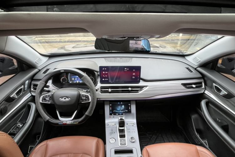 Used Chery Tiggo 8 2021 Kunpeng Edition 390TGDI Automatic Fuyao Version Interior 1