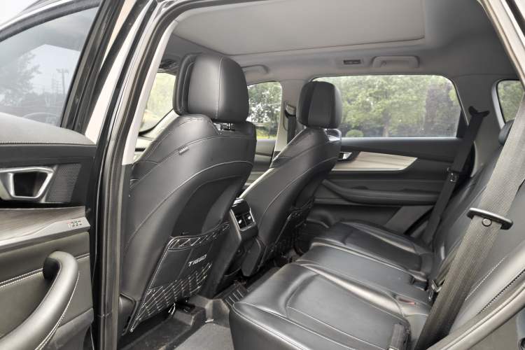 Used Chery Tiggo 8 2021 Kunpeng Edition 390TGDI Automatic Zhubfeng Version Interior 2