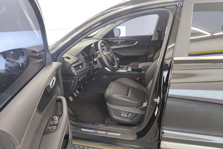 Used Chery Tiggo 8 2021 1.5 TCI Manual Siberia Edition 7-Seater Left Front Seat