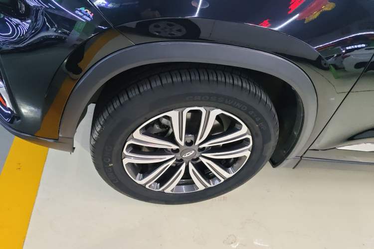 Used Chery Tiggo 8 2021 Kunpeng Edition 390TGDI Automatic Zhanchi Version Left Front Wheel Hub