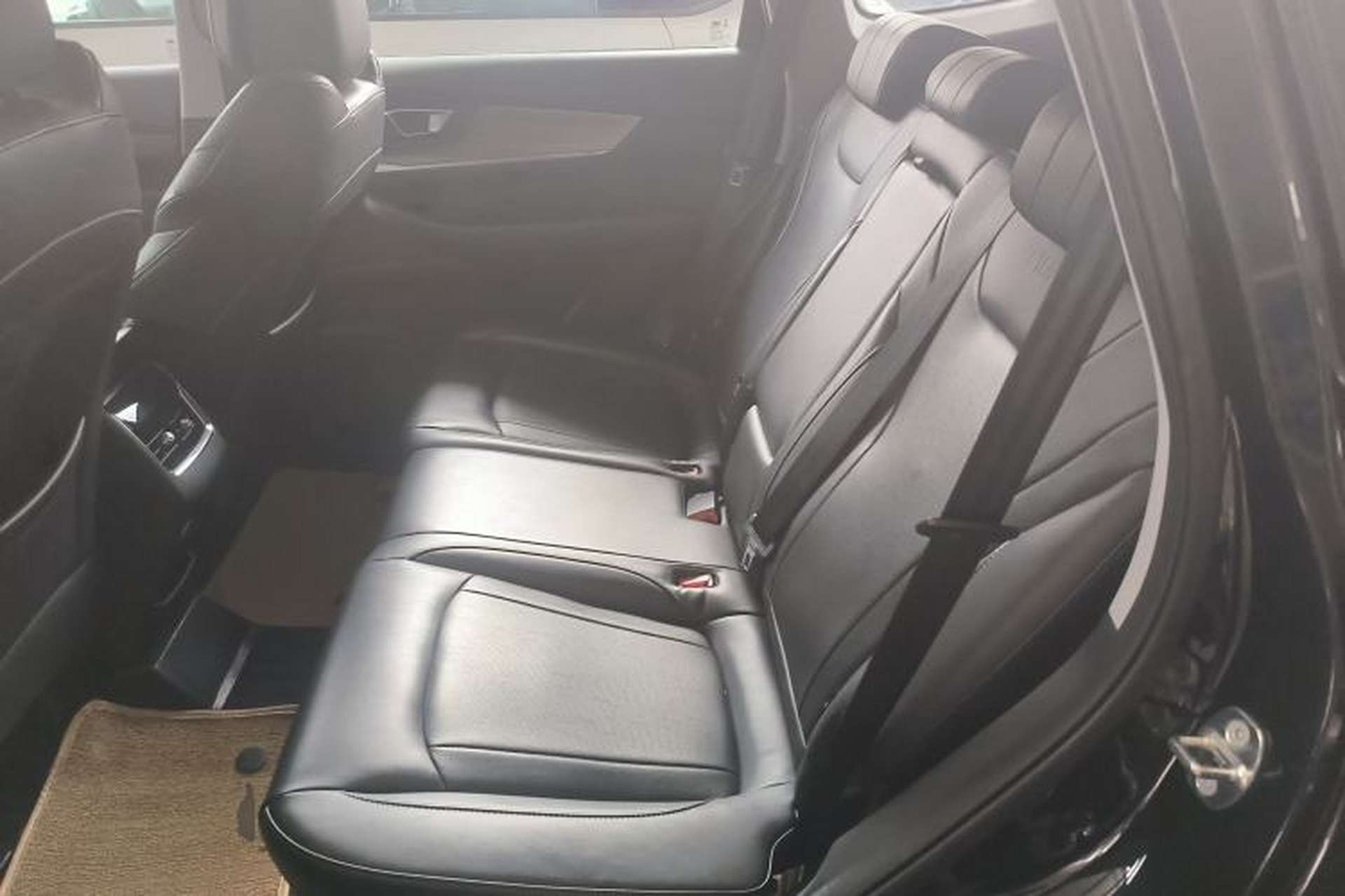 Used Chery Tiggo 8 2021 Kunpeng Edition 390TGDI Automatic Zhanchi Version Left Rear Seat