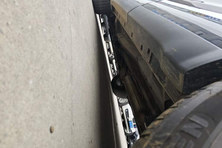 Used Chery Tiggo 8 2021 Kunpeng Edition 390TGDI Automatic Zhubfeng Version Left Side Sill
