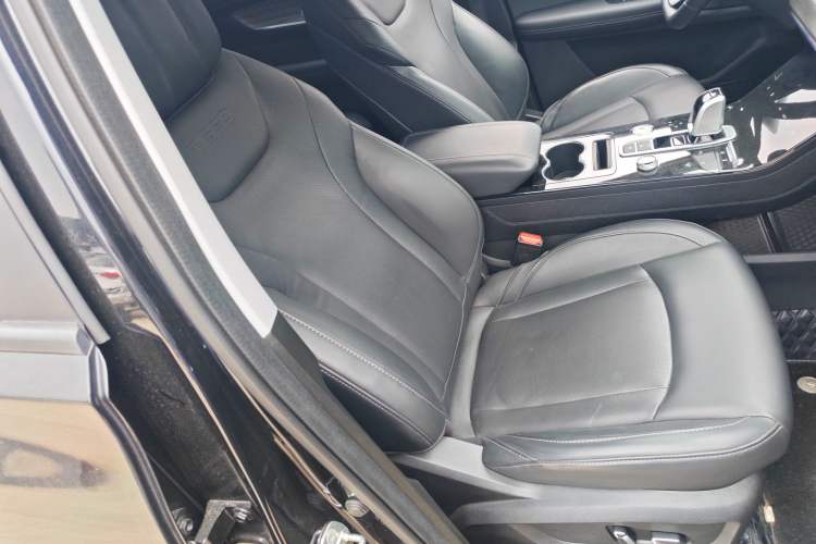 Used Chery Tiggo 8 2021 Kunpeng Edition 290TGDI Automatic Zhubfeng Version Right Front Seat