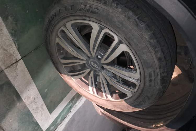 Used Chery Tiggo 8 2021 Kunpeng Edition 290TGDI Automatic Zhubfeng Version Right Front Wheel Hub