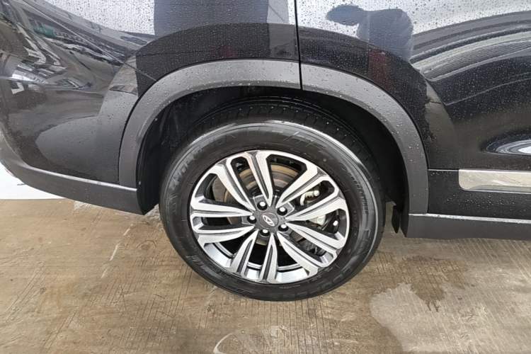 Used Chery Tiggo 8 2021 Kunpeng Edition 390TGDI Automatic Zhubfeng Version Right Rear Wheel Hub