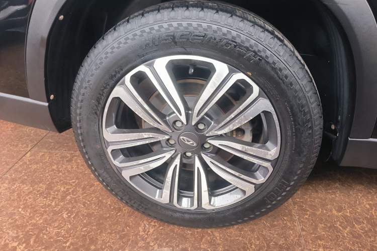 Used Chery Tiggo 8 2021 Kunpeng Edition 390TGDI Automatic Zhanchi Version Right Rear Wheel Hub