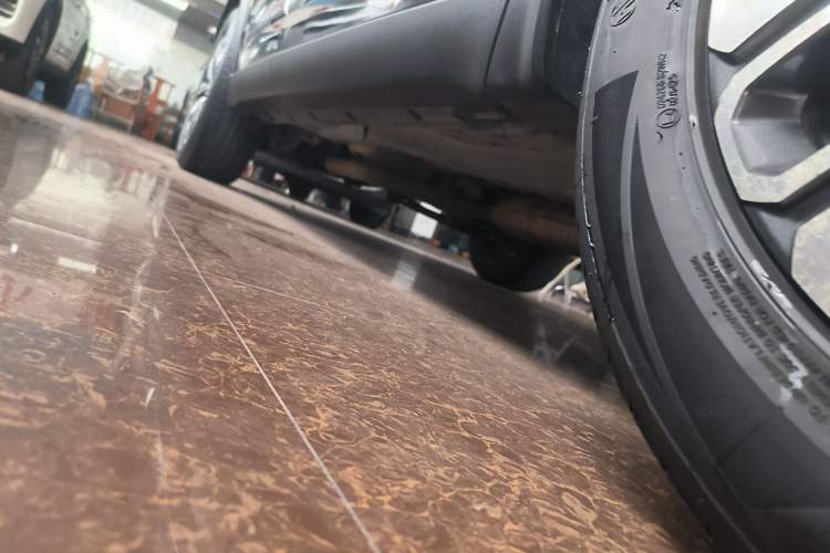 Used Chery Tiggo 8 2021 Kunpeng Edition 390TGDI Automatic Zhanchi Version Right Side Sill