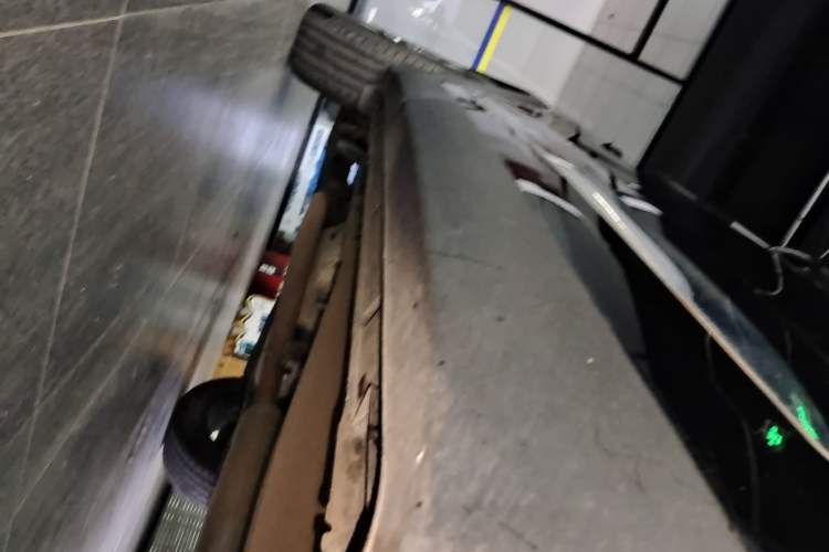 Used Chery Tiggo 8 2021 Kunpeng Edition 290TGDI Automatic Zhubfeng Version Right Side Sill