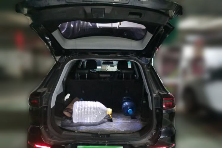Used Chery Tiggo 8 2021 Kunpeng Edition 290TGDI Automatic Zhubfeng Version Trunk