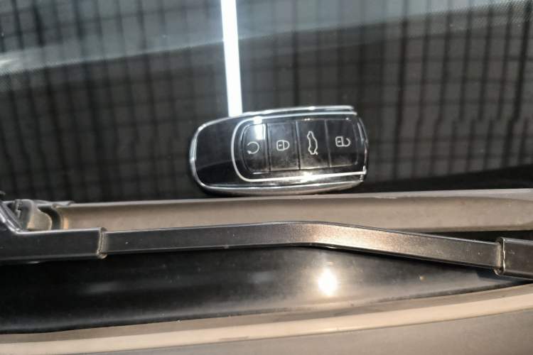 Used Chery Tiggo 8 2021 Kunpeng Edition 290TGDI Automatic Zhubfeng Version Interior 1