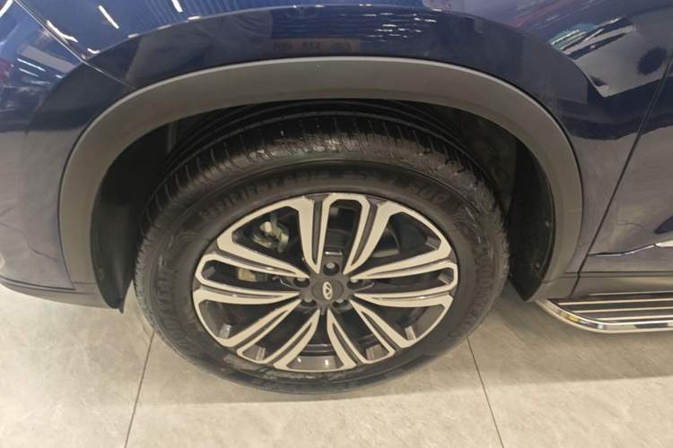 Used Chery Tiggo 8 2021 Kunpeng Edition 290TGDI Automatic Zhubfeng+ Version Left Front Wheel Hub