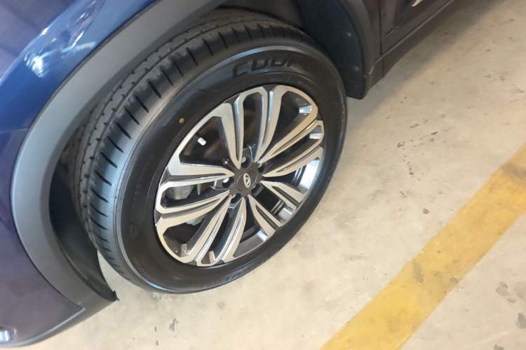 Used Chery Tiggo 8 2021 Kunpeng Edition 290TGDI Automatic Zhubfeng Version Left Front Wheel Hub