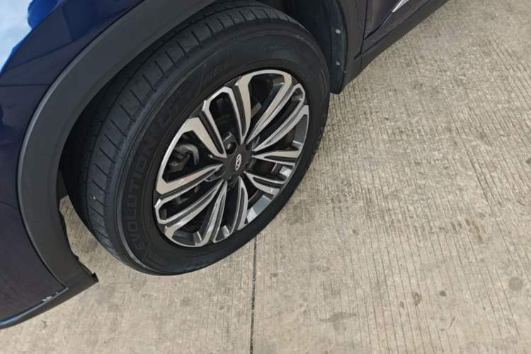 Used Chery Tiggo 8 2021 Kunpeng Edition 390TGDI Automatic Zhubfeng Version Left Front Wheel Hub