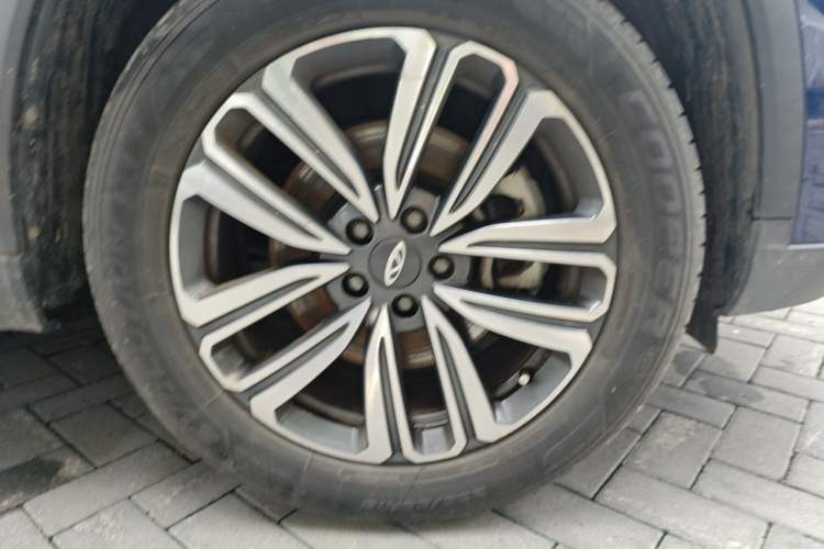 Used Chery Tiggo 8 2021 Kunpeng Edition 390TGDI Automatic Zhubfeng Version Right Front Wheel Hub