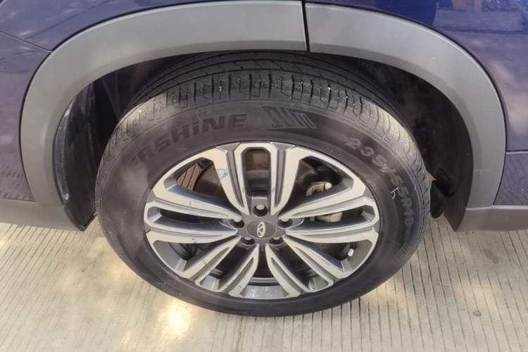 Used Chery Tiggo 8 2021 Kunpeng Edition 390TGDI Automatic Zhubfeng Version Right Rear Wheel Hub