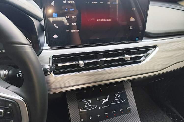 Used Chery Tiggo 8 2021 Kunpeng Edition 390TGDI Automatic Zhubfeng+ Version Audio And AC Panel