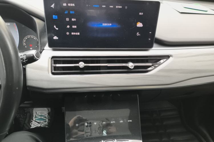 Used Chery Tiggo 8 2021 Kunpeng Edition 290TGDI Automatic Zhubfeng Version Audio And AC Panel
