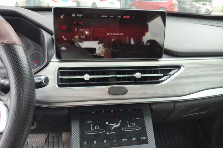 Used Chery Tiggo 8 2021 2.0T Artisan Collaboration Edition Basic Version Audio And AC Panel