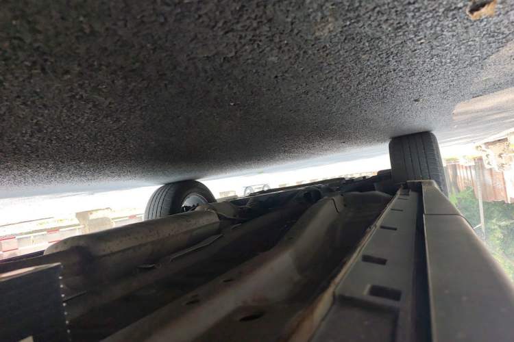 Used Chery Tiggo 8 2021 Kunpeng Edition 390TGDI Automatic Fuyao Version Chassis Rear Left