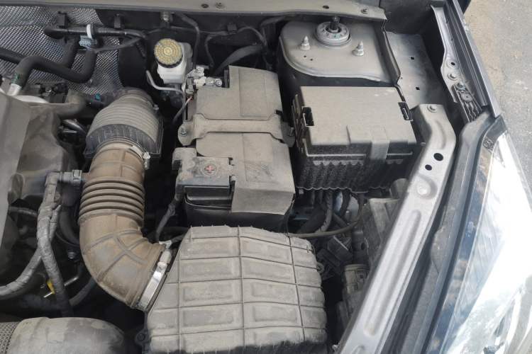 Used Chery Tiggo 8 2021 2.0T Artisan Collaboration Edition Basic Version Engine Bay Left