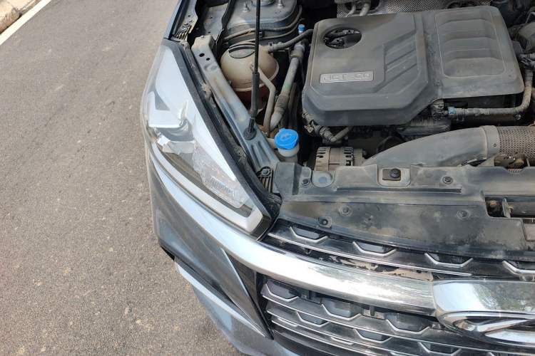 Used Chery Tiggo 8 2021 Kunpeng Edition 390TGDI Automatic Fuyao Version Engine Bay Right