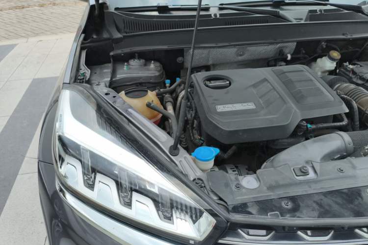 Used Chery Tiggo 8 2021 2.0T Artisan Collaboration Edition Basic Version Engine Bay Right