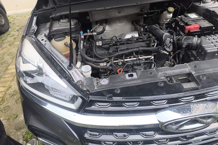 Used Chery Tiggo 8 2021 230TCI Manual Fashion Edition Engine Bay Right