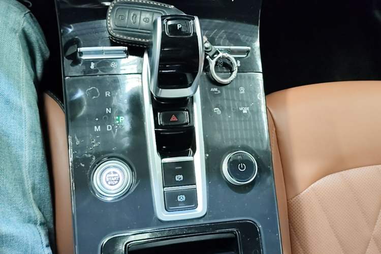 Used Chery Tiggo 8 2021 Kunpeng Edition 390TGDI Automatic Fuyao Version Gear Lever