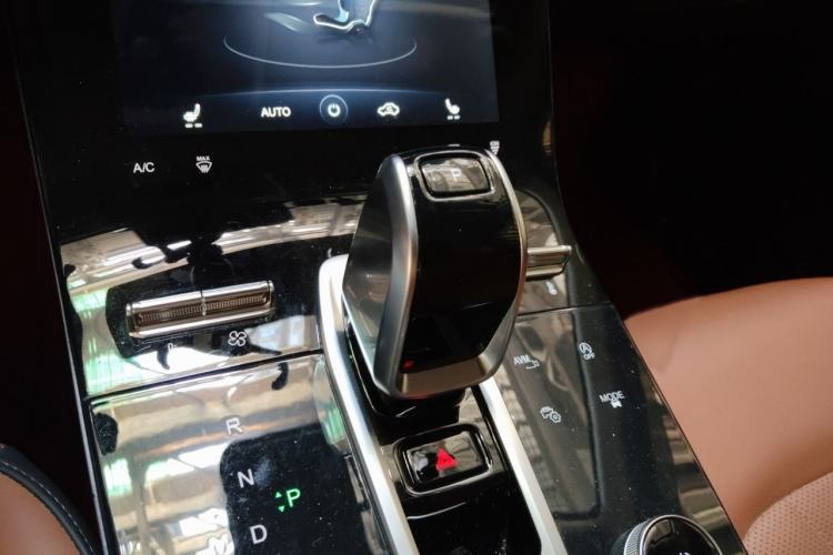 Used Chery Tiggo 8 2021 Kunpeng Edition 390TGDI Automatic Fuyao Version Gear Lever